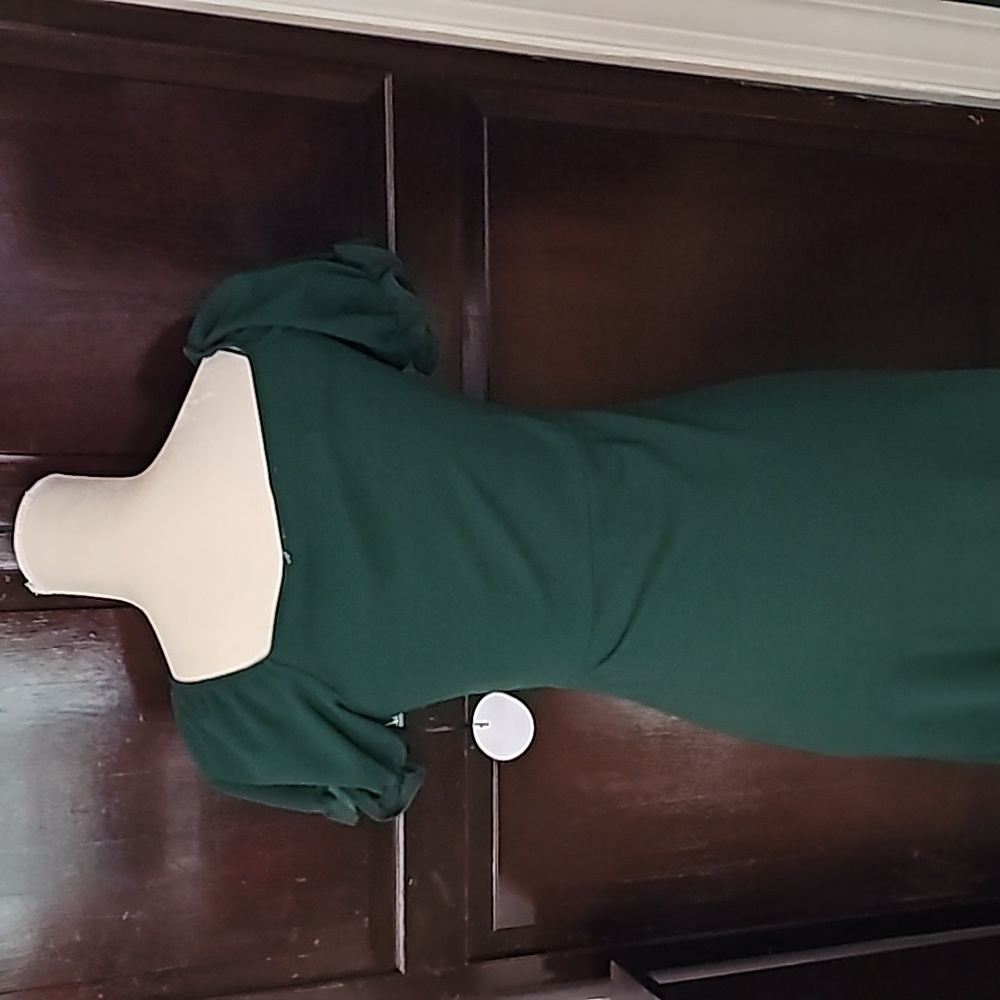 Junior's Dress - Picture 2 of 6